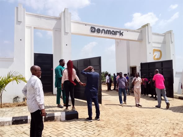 591715581_10162195952171547_4498335538529108470_n